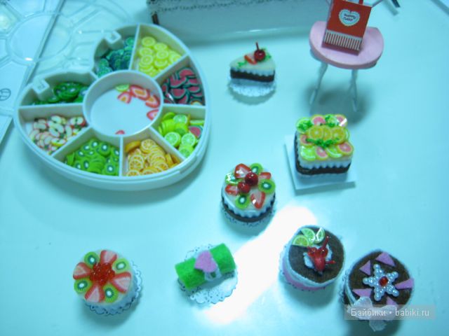 Любите торты, пирожные? Магазин с тортиками для кукол (фото 9)