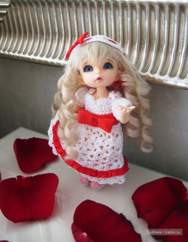 Кармэн станцевала Бэкки, получив платье от Alen-kA (фото 2)