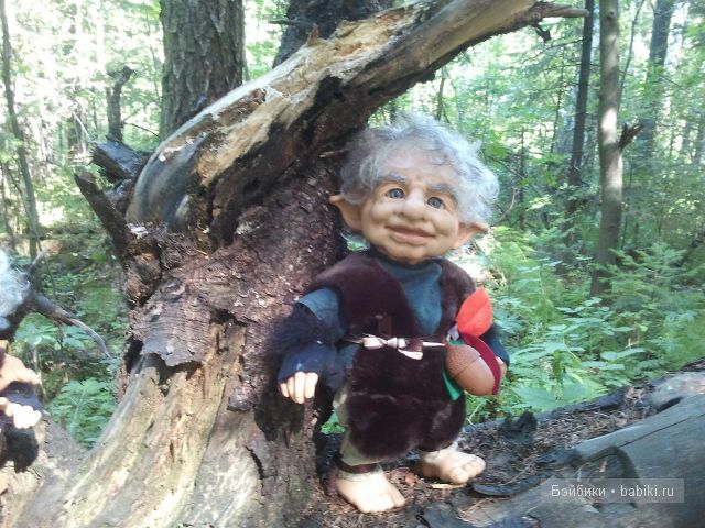 В лесу дремучем. Куклы Berenguer