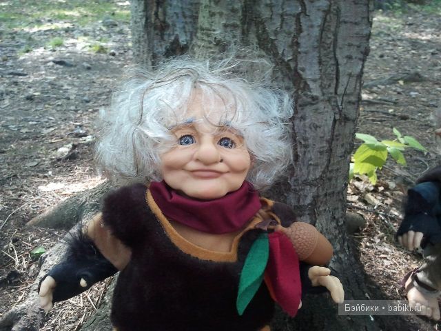 В лесу дремучем. Куклы Berenguer