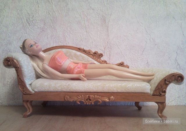 кушетка для куклы