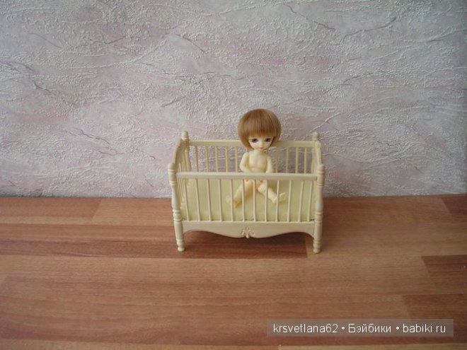 Кроватки для кукол — Мебель для кукол и домиков: фото (фото 5)