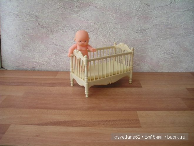 Кроватки для кукол — Мебель для кукол и домиков: фото (фото 8)