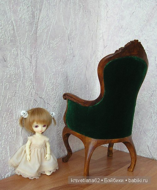 Викторианское кресло для кукол (фото 3)