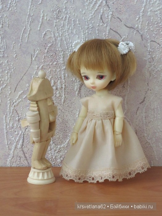 Деревянные туфельки для Золушки и щелкунчик для Мари (фото 8)