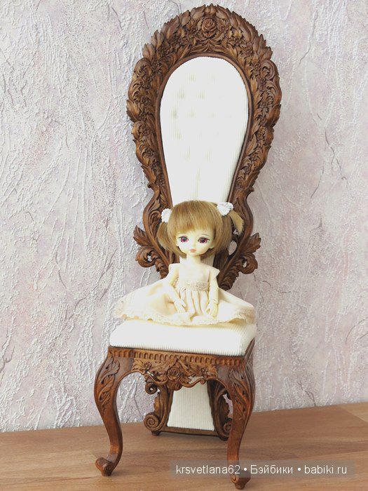 Цветочный трон с розами — Мебель для кукол и домиков: фото (фото 2)