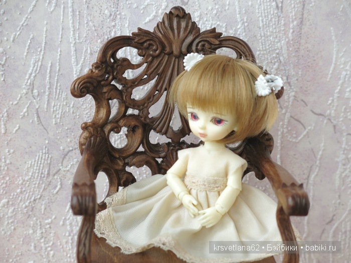 Шикарное резное кресло — Мебель для кукол и домиков: фото