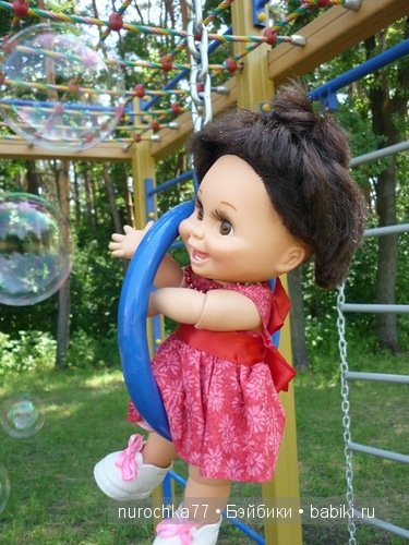 Задорная Хайди на детской площадке. Galoob Baby Face