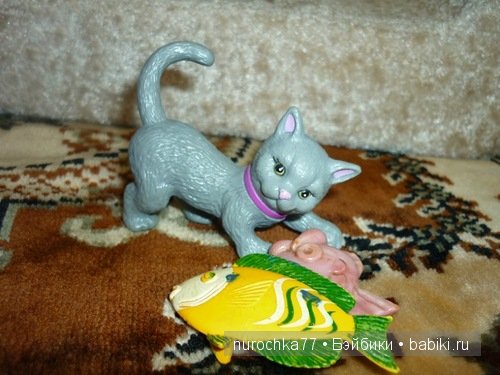 Гардероб для игровой куклы