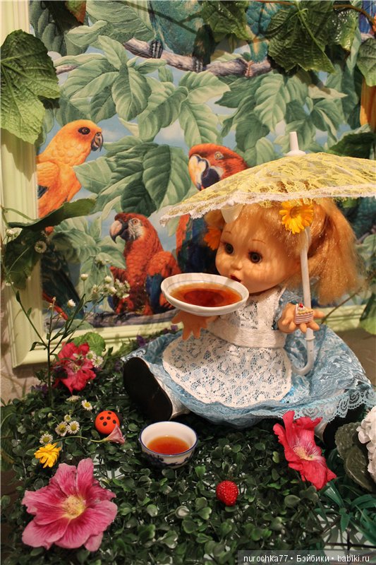 Полёты во сне и на яву. Как моя фейсинка летала в роли Алисы