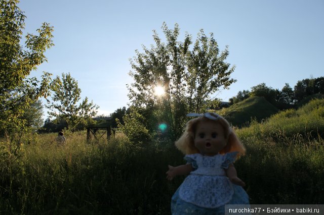 Полёты во сне и на яву. Как моя фейсинка летала в роли Алисы