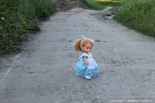 Полёты во сне и на яву. Как моя фейсинка летала в роли Алисы