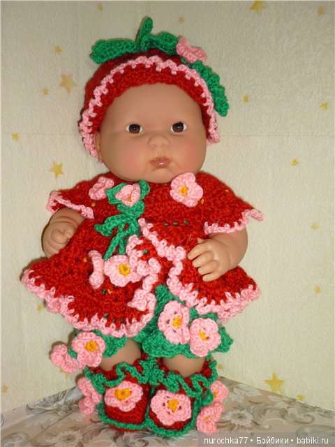 Ульянка - сочная клубничка на цветущей грядке