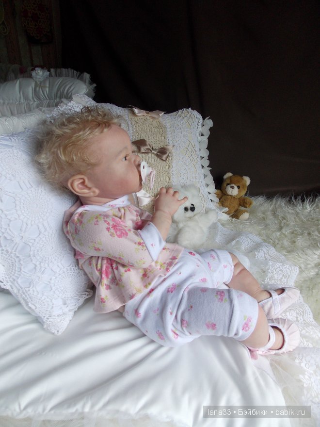 Ангелиночка, нежный ангелок, самая первая из тройняшек реборн