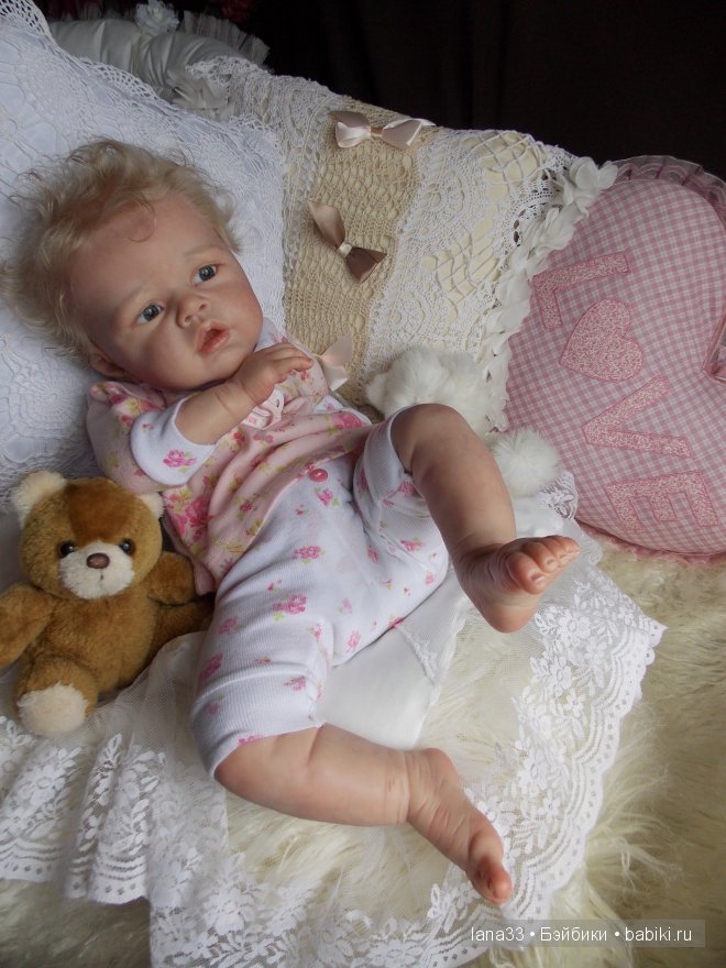 Ангелиночка, нежный ангелок, самая первая из тройняшек реборн