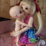 Встреча сестренок.