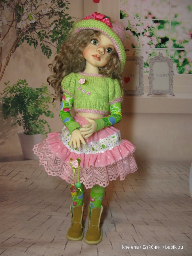 В поисках образа,Талисса Kaye Wiggs