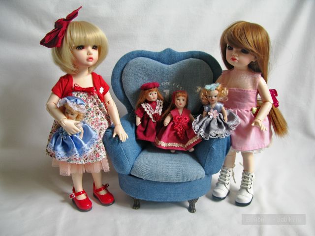 Две сестрички-невелички, или как Бонька и Элька играют в куклы | Бэйбики Две сестрички-невелички, или как Бонька и Элька играют в куклы