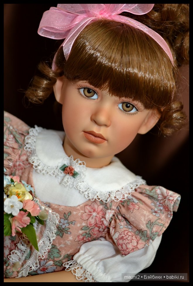 Хорошая девочка Эшли. Фарфоровая кукла Pamela Phillips