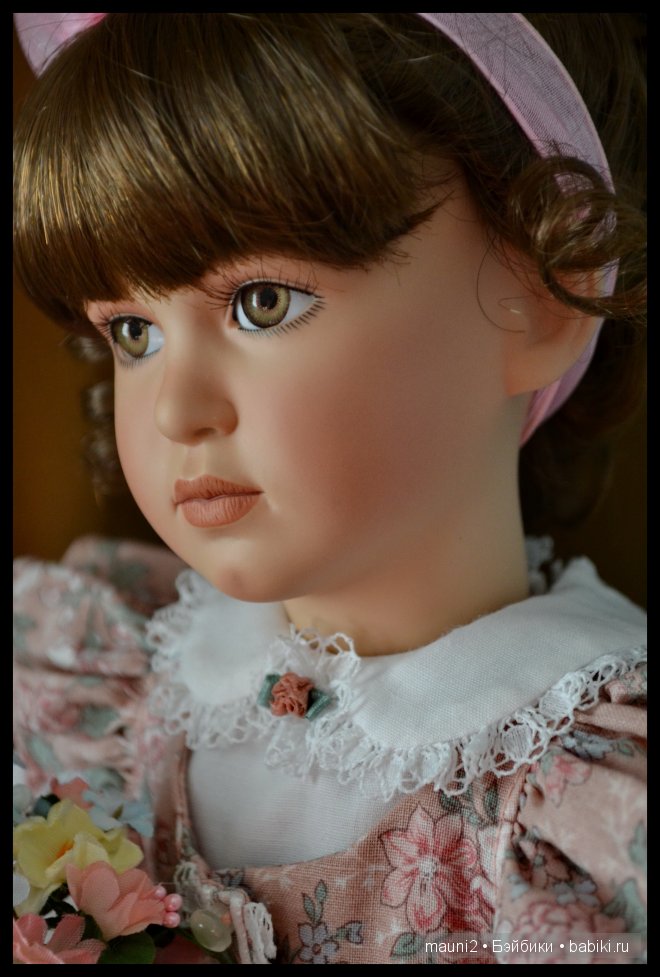 Хорошая девочка Эшли. Фарфоровая кукла Pamela Phillips