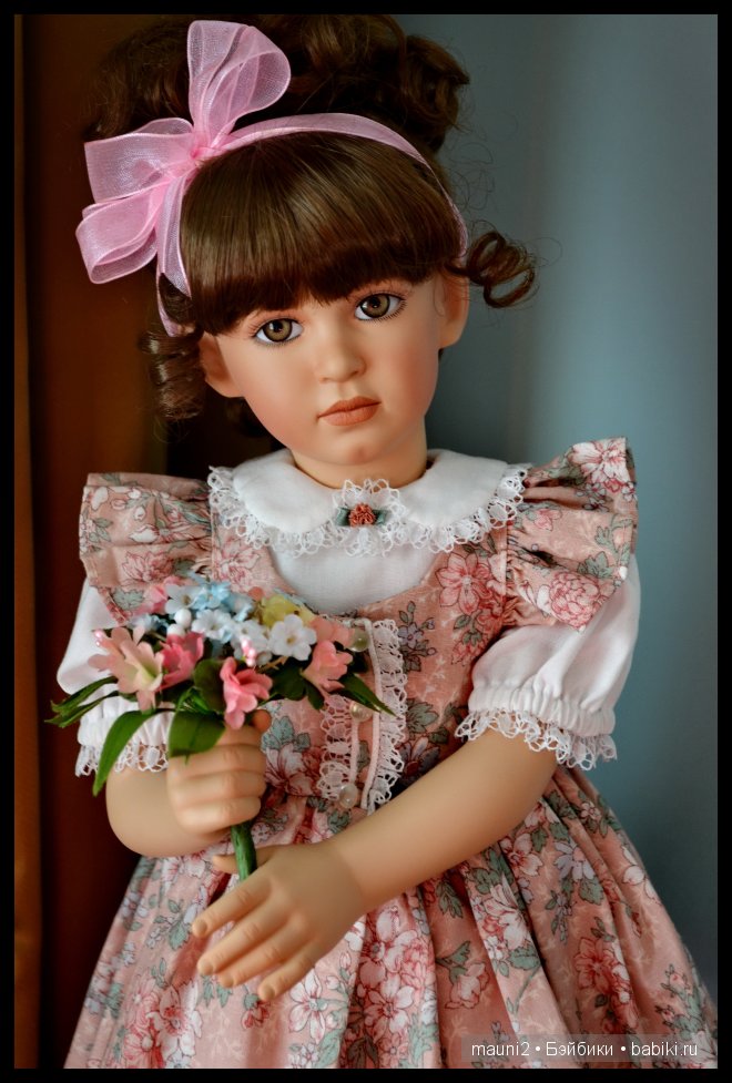 Хорошая девочка Эшли. Фарфоровая кукла Pamela Phillips