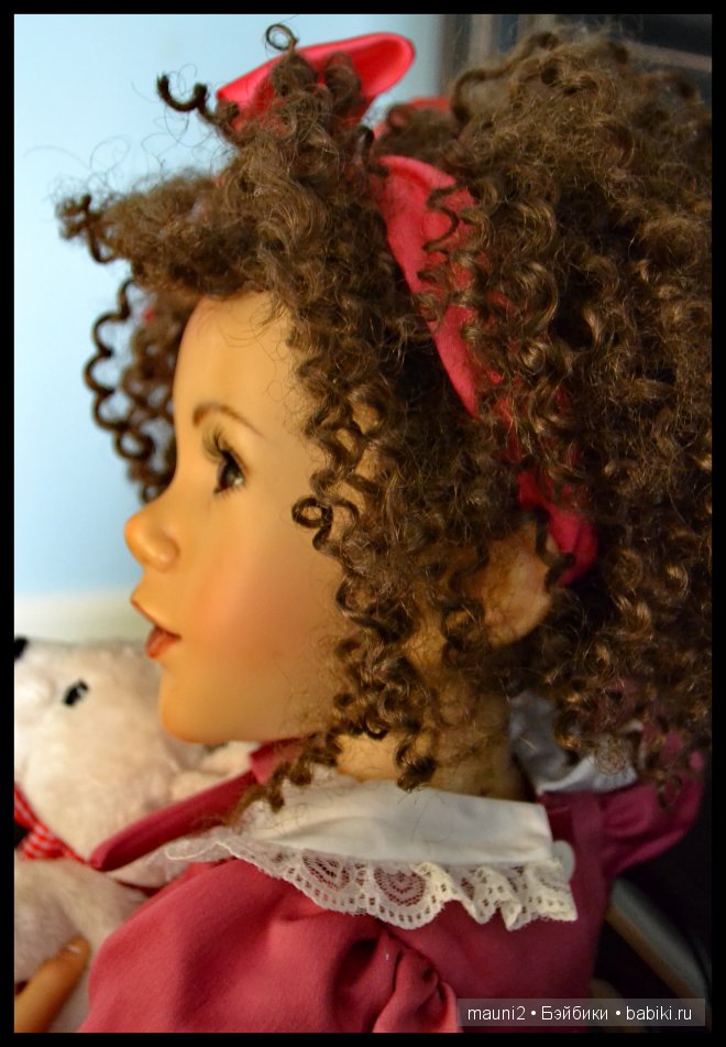 Девочка с пружинками в волосах. Коллекционная кукла Jane Bradbury