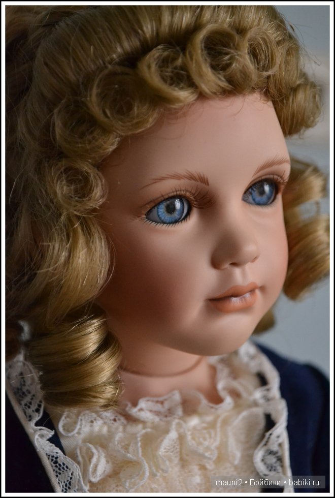 Николь и ее куклы. Из фарфора