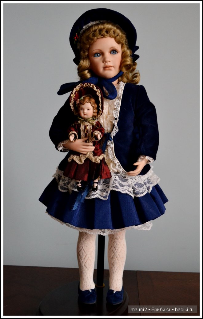 Николь и ее куклы. Из фарфора