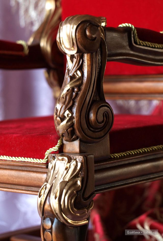 Трон и столик для БЖД 70+, мебель на заказ, Armati-мебель для кукол.