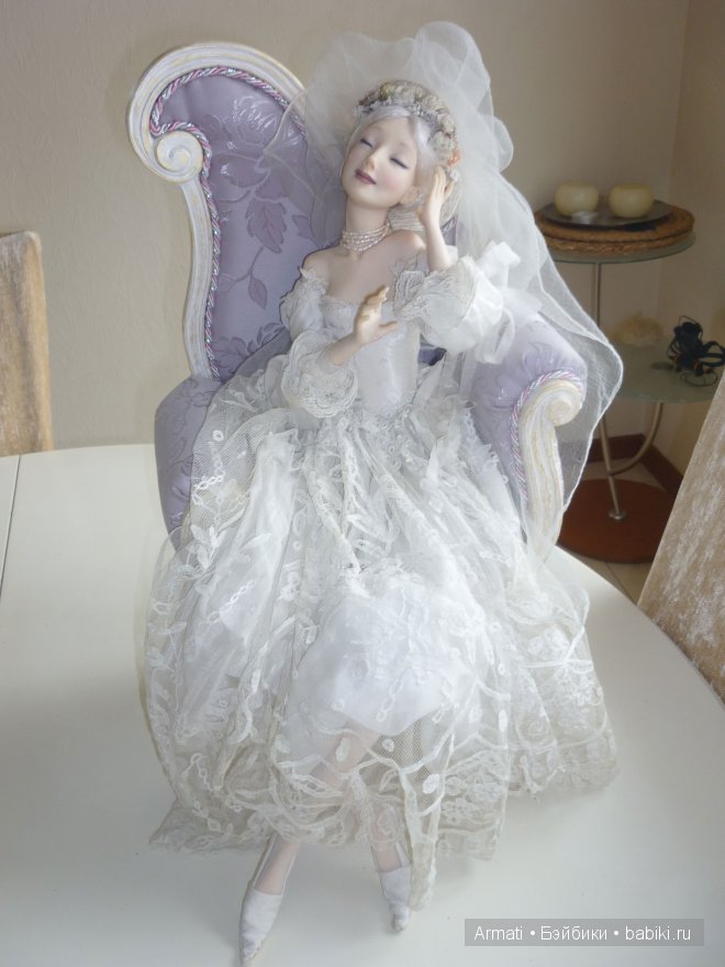 Armati-Мебель для кукол. Кресло из массива дерева для авторской кулы &quot;Невеста&quot;