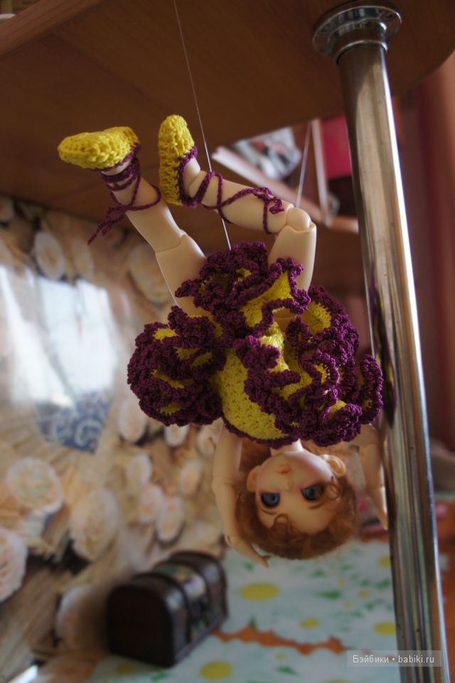 Интересно а в цирке я найду себе подружек?