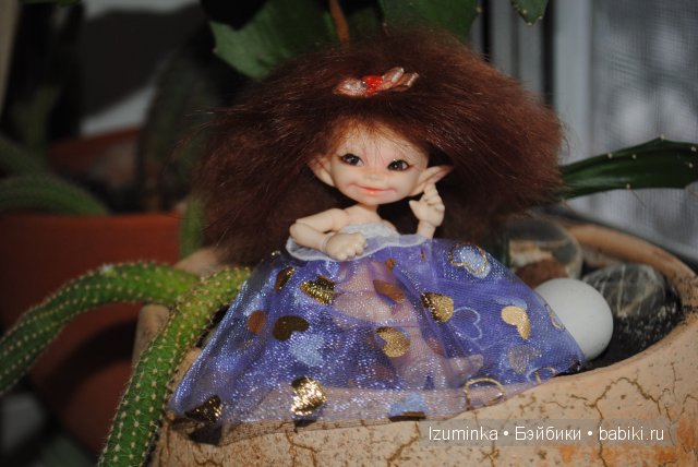 Дара подбирает наряд. Куколки БЖД реалпуки (фото 7)