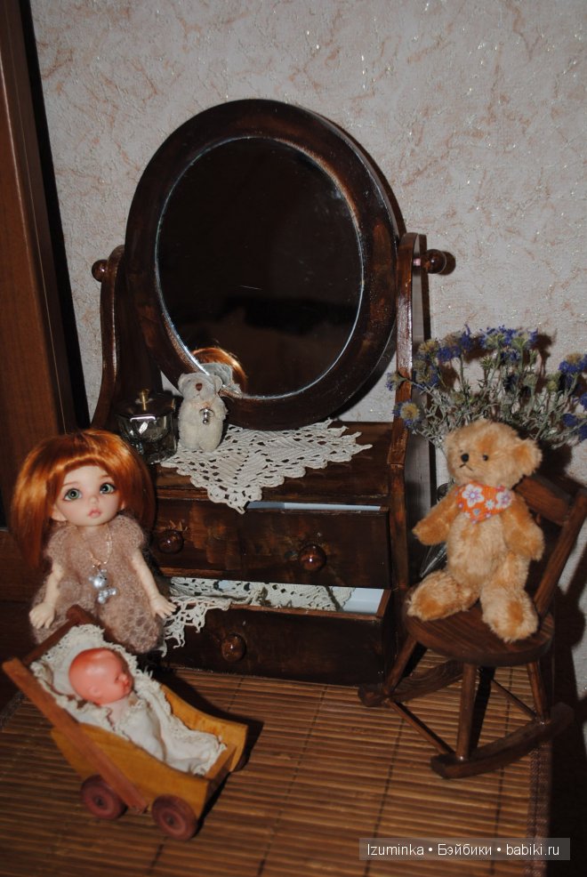 комод для кукол
