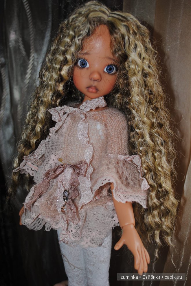 Лайла, Кайе Вигс