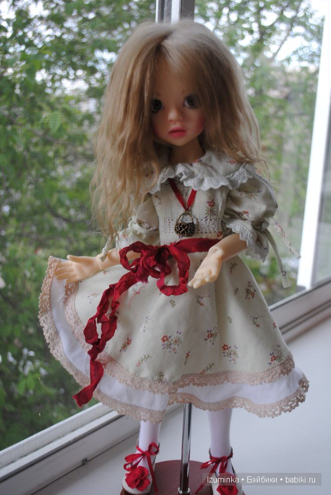 Иззи от Кайе Вигс