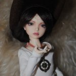 Лиза. Или - красоту, ее ничем не испортишь.