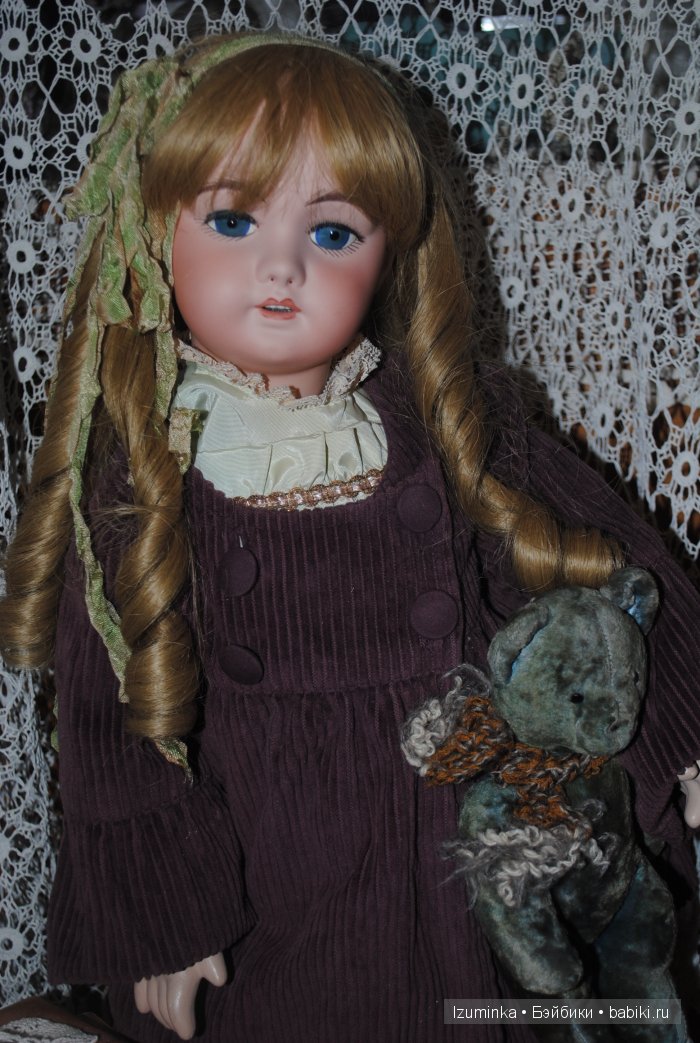 Реплика старинной куклы