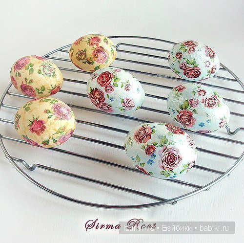 Декупаж пасхальных яиц.