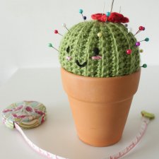 Забавная игольница