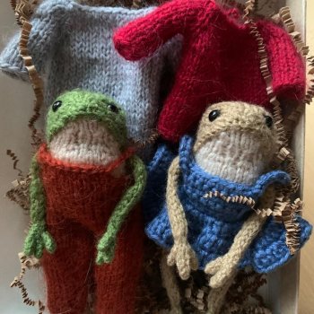 Подарок дочке, Лягушки Клэр Гарланд (Claire Garland)