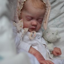 Софи Грейс в процессе рутинга. Кукла реборн Анны Морозовой