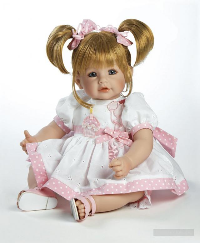 Адора С Днем рождения