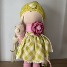 Весенняя нежность- авторская текстильная кукла