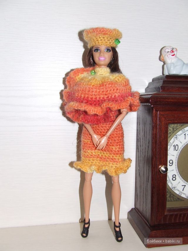 красотка в берете