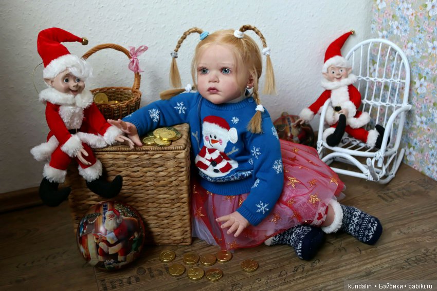Подарки к Рождеству. (Куклы реборн. Мастерская Татьяны Примак)