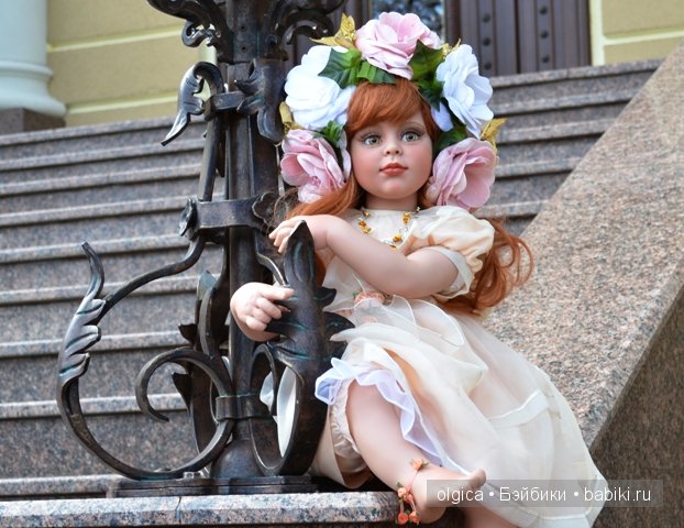 Зеленоглазая нимфа Аллюра от Фейзах Спанос, прогулка в Межигорье (фото 8)