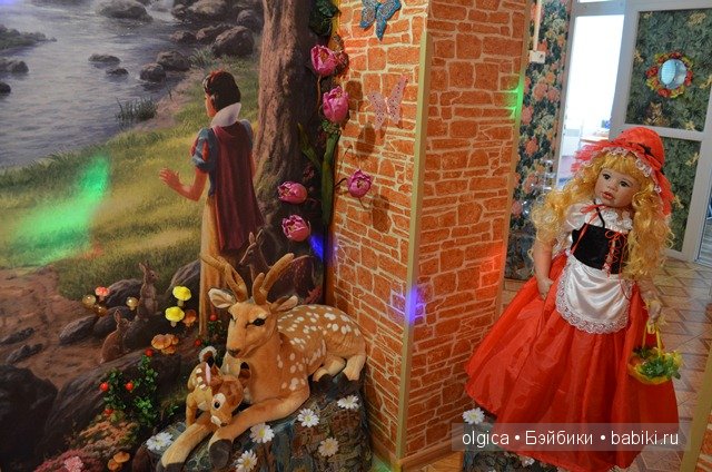 Красная Шапочка в Пещере Сказок, или Рафаэль от Моники Левениг