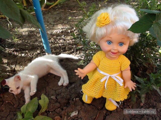 Примеряем новый наряд — Одежда и обувь для кукол своими руками: фото