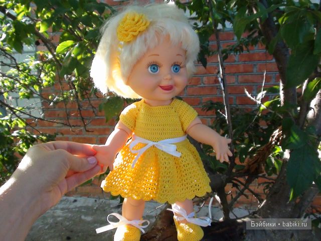 Примеряем новый наряд — Одежда и обувь для кукол своими руками: фото (фото 2)