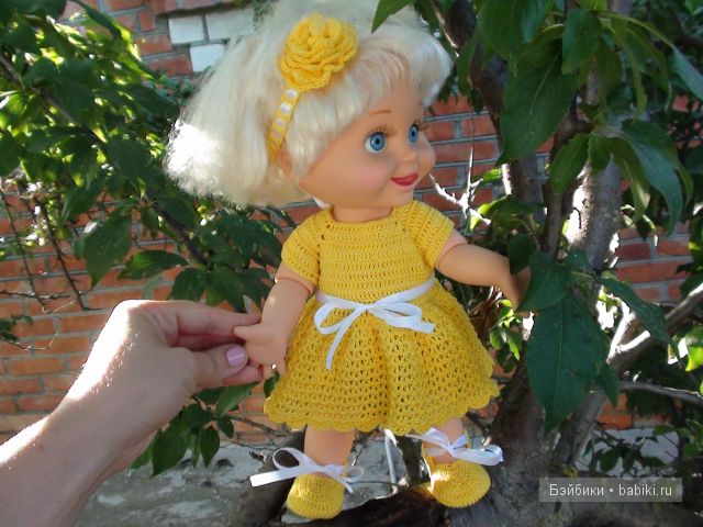 Примеряем новый наряд — Одежда и обувь для кукол своими руками: фото (фото 3)